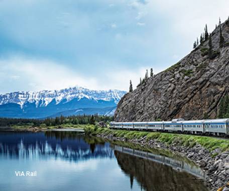 7 Day Canadian Rockies Circle Rail Enthusiast on Luxury Rail and Via Rail